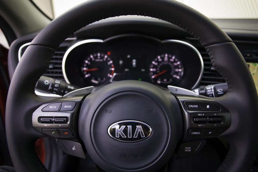  Kia Optima 2015 года  (фото 45 из 51)